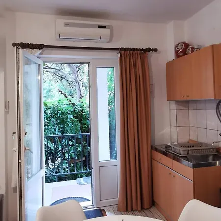 Quiet Center Misur Apartment *